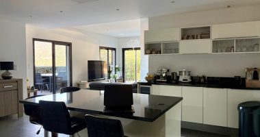 6a3ba366.jpg